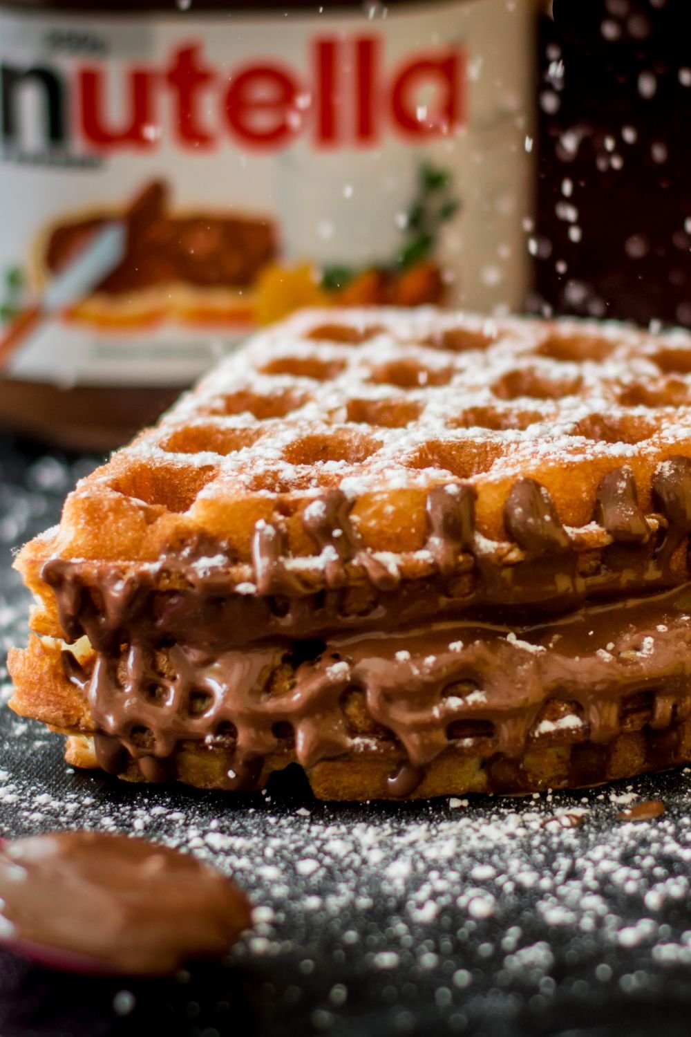 وافڵ بە نۆتێلا